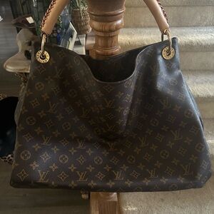 Large beautiful bag.